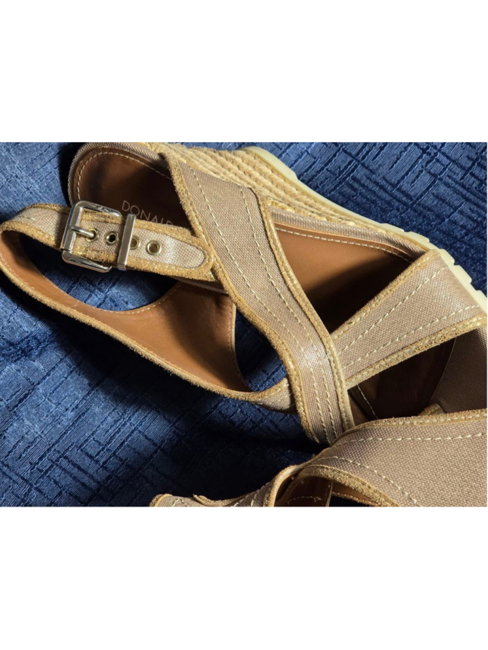 Women's Donald J Pliner Beige Espadrille Wedge Sandals Size 9 Shoes feminine - Picture 8 of 9